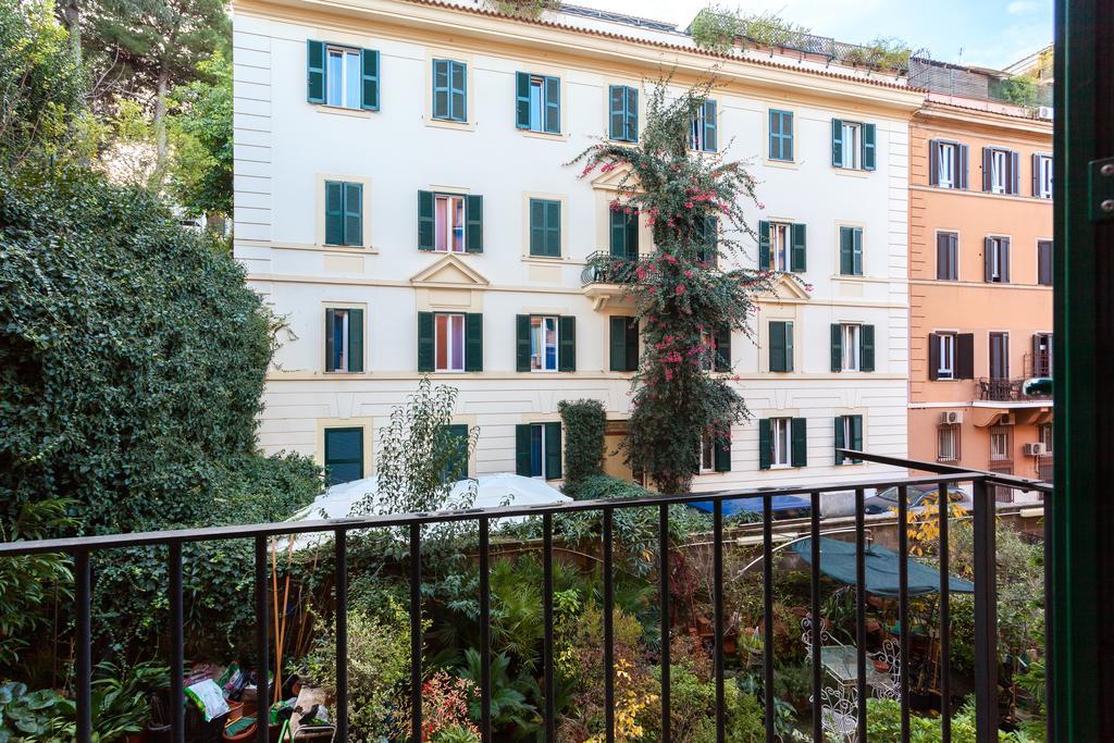 Vatican Loris House Рим Номер фото